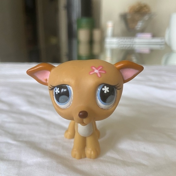 Littlest Pet Shop LPS #498 Tan Greyhound Dog Flower Eyes - Picture 6 of 9